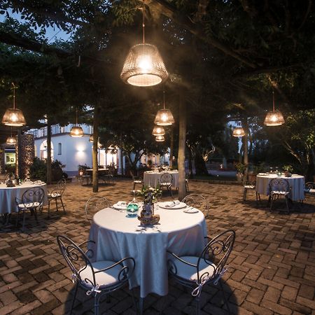 Oasi Olimpia Relais Hotel Sant'Agata sui due Golfi Bagian luar foto
