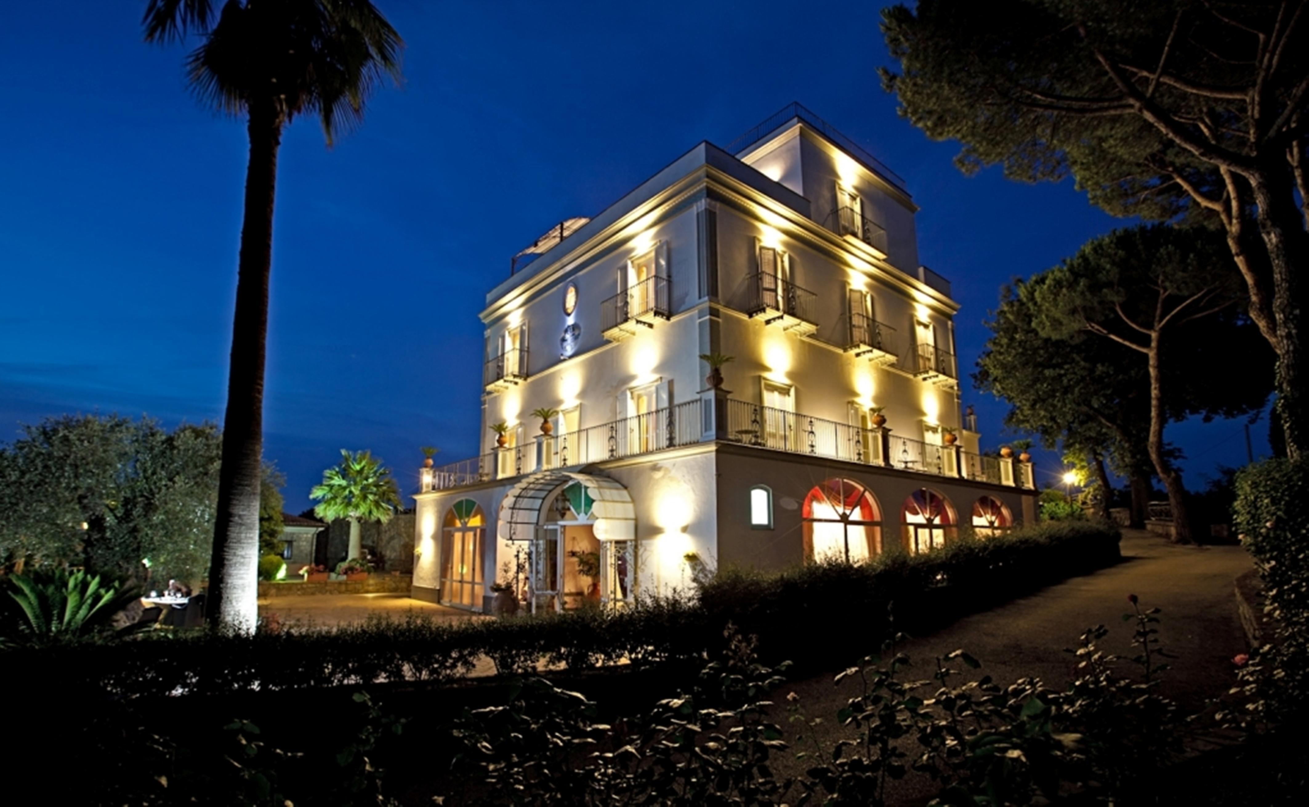 Oasi Olimpia Relais Hotel Sant'Agata sui due Golfi Bagian luar foto