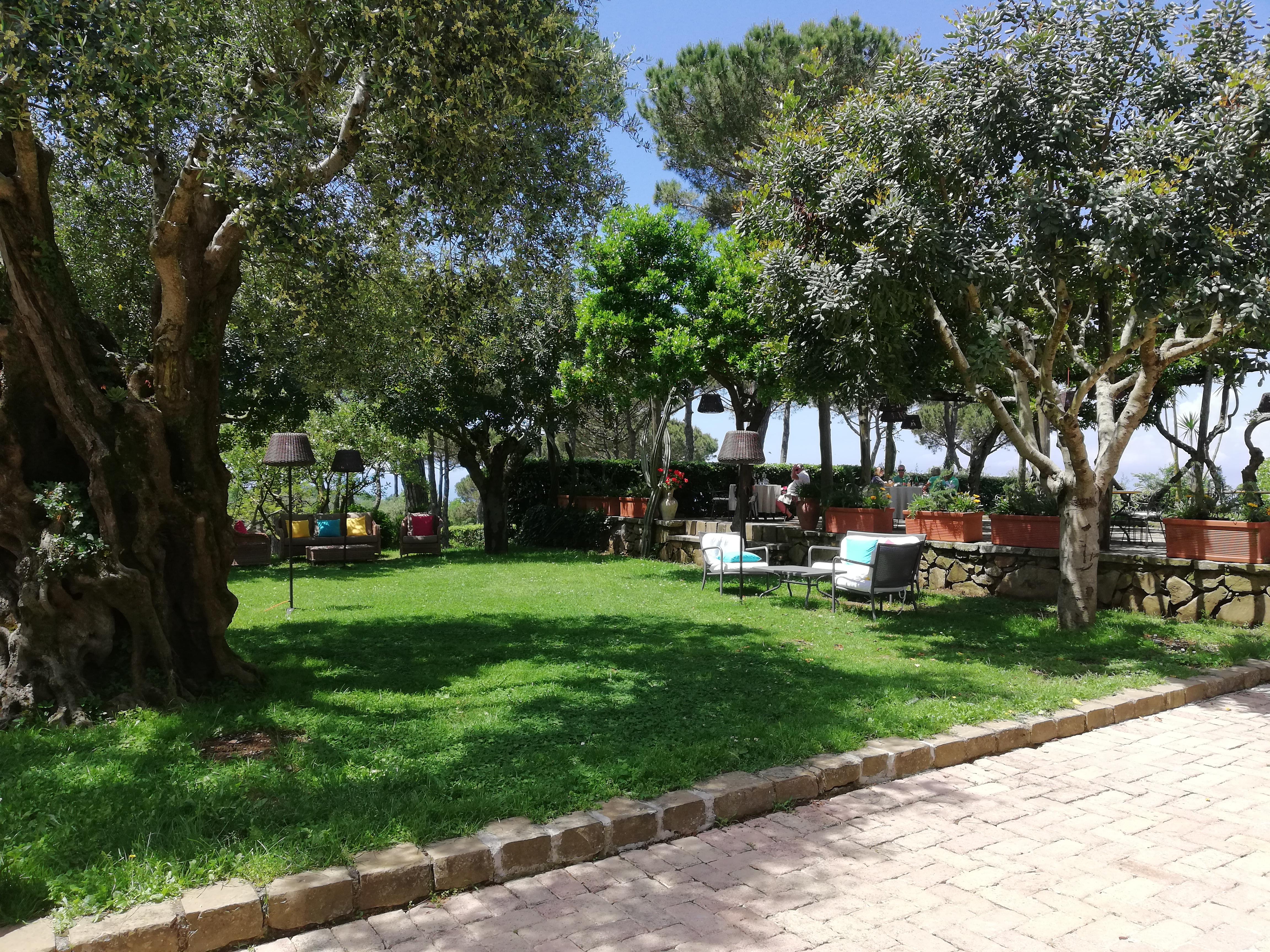 Oasi Olimpia Relais Hotel Sant'Agata sui due Golfi Bagian luar foto