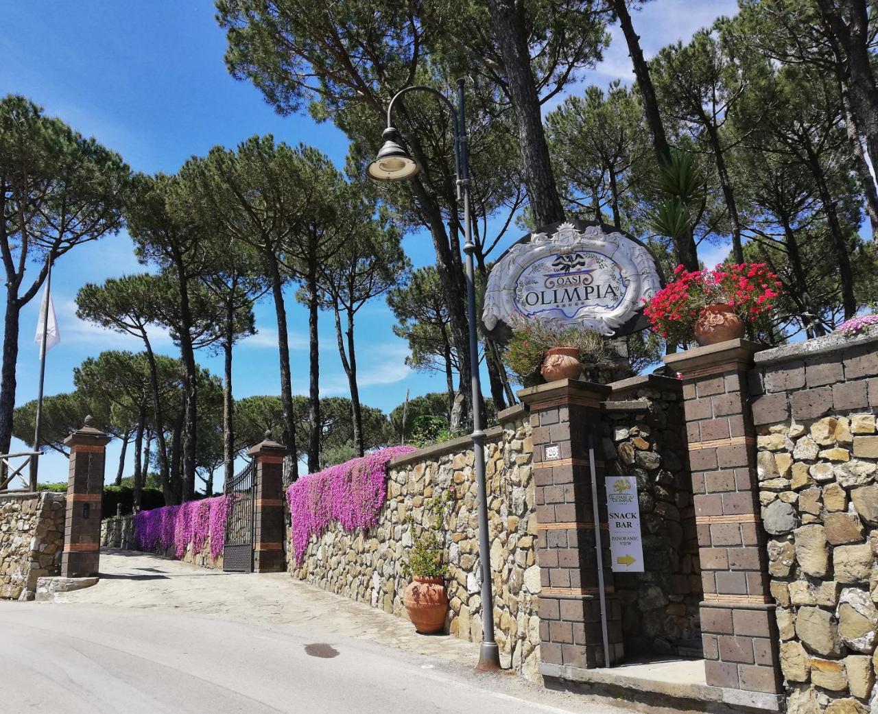 Oasi Olimpia Relais Hotel Sant'Agata sui due Golfi Bagian luar foto